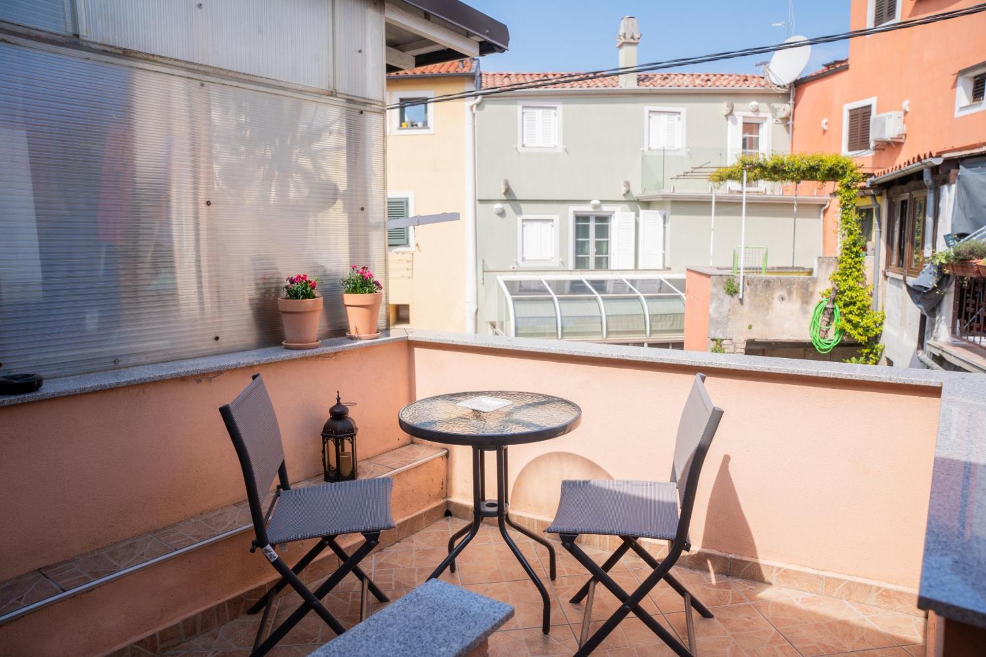Apartment Uno Koper Exterior foto